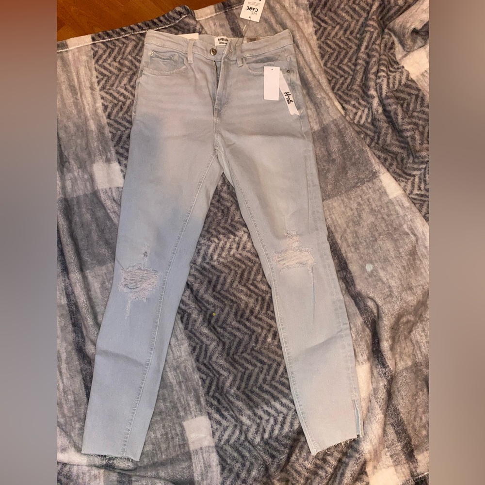 high rise skinny jeans ripped from kensie jeans.